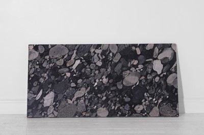 Lot 116 - A George II-style mahogany pier table