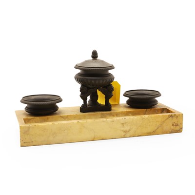 Lot 304 - A Regency bronze and marble encrier
