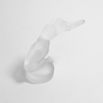 Lot 105 - A Lalique glass 'Chrysis' car mascot