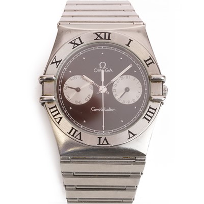 Lot 1319 - A stainless steel Omega Constellation chronograph quartz bracelet watch