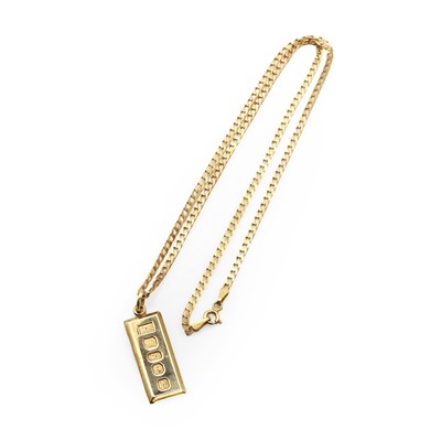 Lot 295 - A 9ct gold ingot pendant
