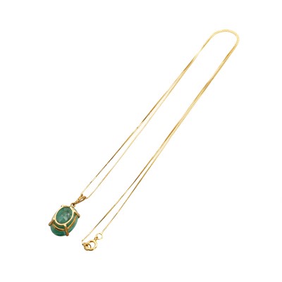 Lot 91 - A single stone emerald pendant on chain