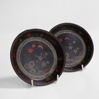 Lot 377 - A pair of Chinese lacquered saucers