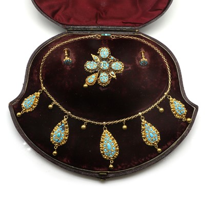 Lot 6 - An antique gold and turquoise demi-parure