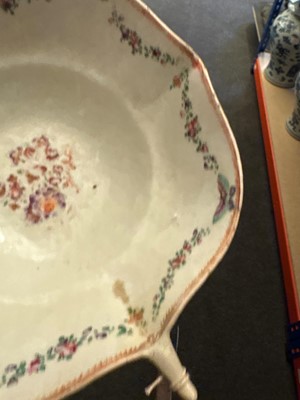 Lot 59 - A Chinese export famille rose porcelain group