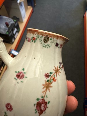 Lot 59 - A Chinese export famille rose porcelain group