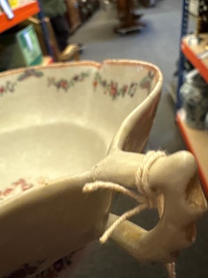 Lot 59 - A Chinese export famille rose porcelain group