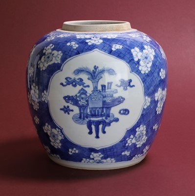 Lot 47 - A Chinese blue and white ginger jar