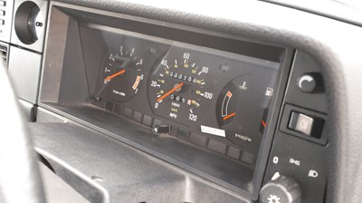 Lot 1 - 1989 Volvo 240 GLT Estate
