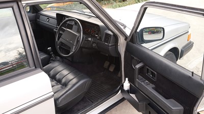 Lot 1 - 1989 Volvo 240 GLT Estate