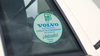 Lot 2 - 1991 Volvo 740 GL Saloon