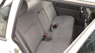 Lot 2 - 1991 Volvo 740 GL Saloon