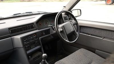 Lot 2 - 1991 Volvo 740 GL Saloon