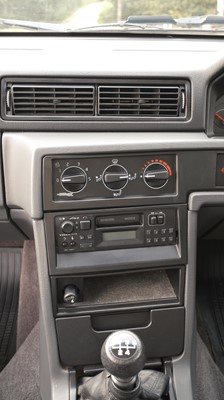 Lot 2 - 1991 Volvo 740 GL Saloon