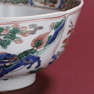 Lot 41 - A Chinese famille verte bowl