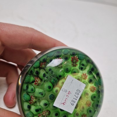 Lot 36 - A spaced millefiori paperweight