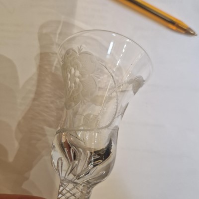 Lot 13 - An engraved Jacobite wine glass