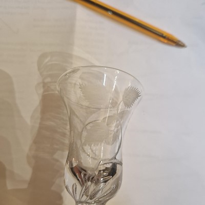 Lot 13 - An engraved Jacobite wine glass