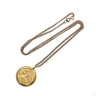 Lot 1261 - A sovereign pendant