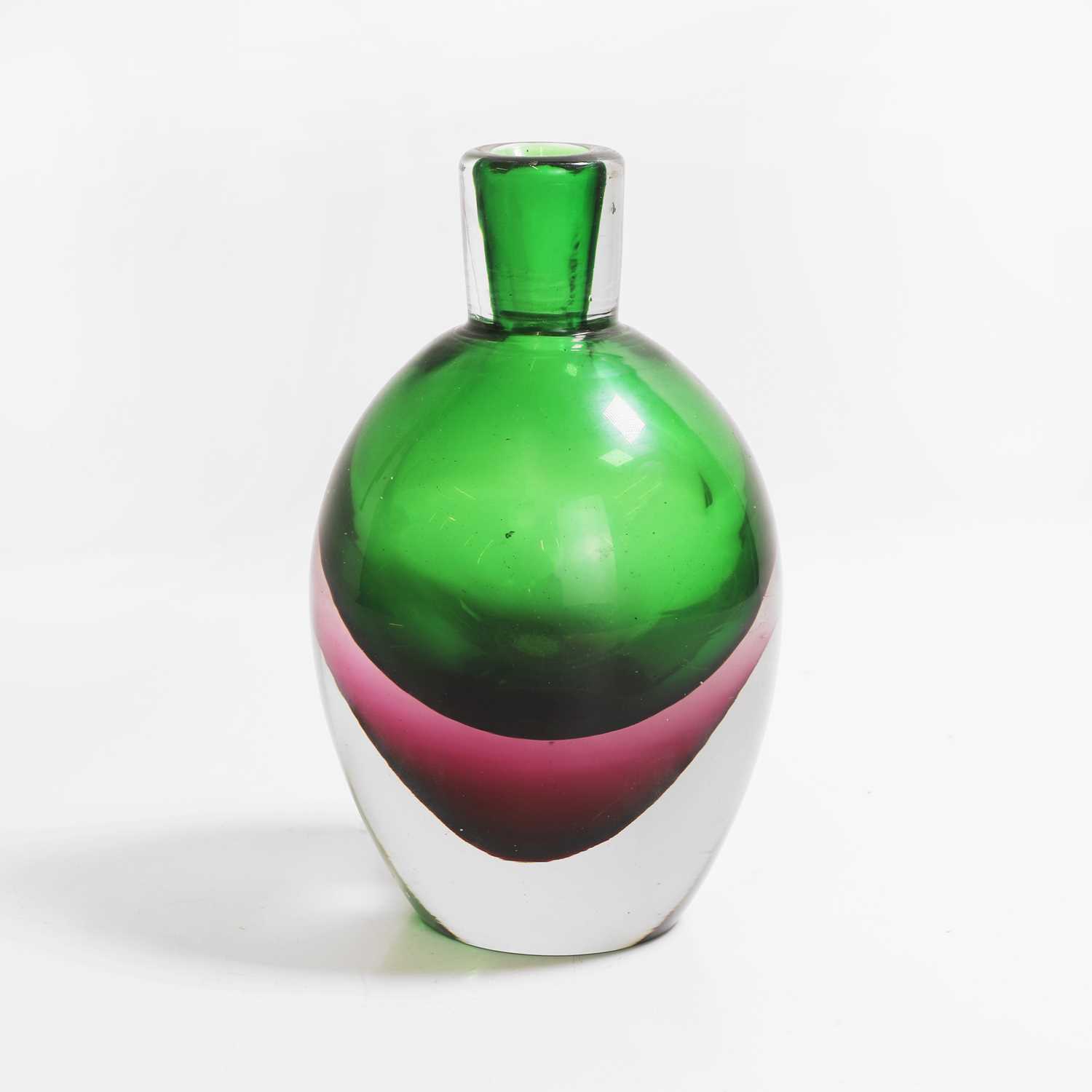 Lot 159 - A sommerso glass vase