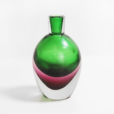 Lot 159 - A sommerso glass vase
