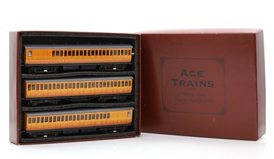 Lot 375 - An ACE trains 0 gauge 3-car 'Metropolitan Electric Multiple Unit'