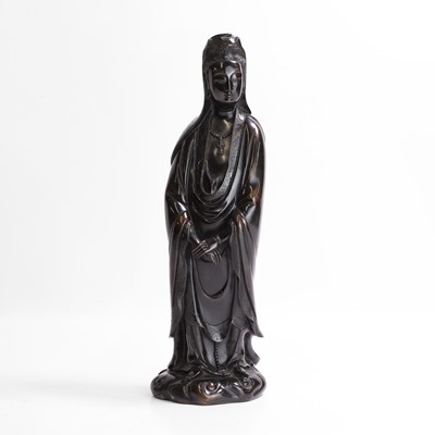 Lot 125 - A Chinese bronze figure