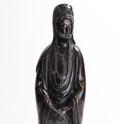 Lot 125 - A Chinese bronze figure