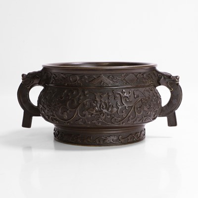 Lot 126 - A Chinese bronze incense burner gui