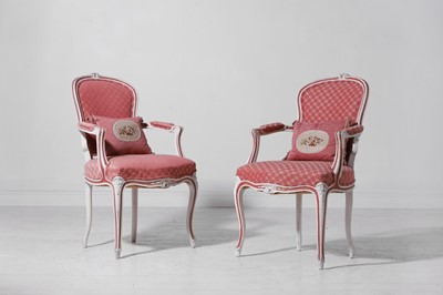 Lot 7 - A pair of Louis XV-style painted wood fauteuils