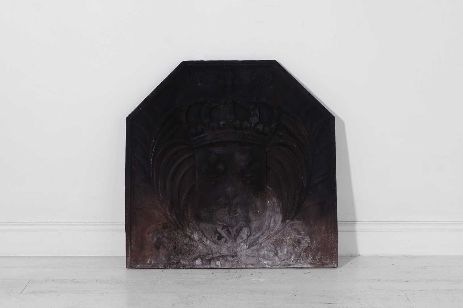 Lot 289 - A cast-iron fireback in the 17th-century style