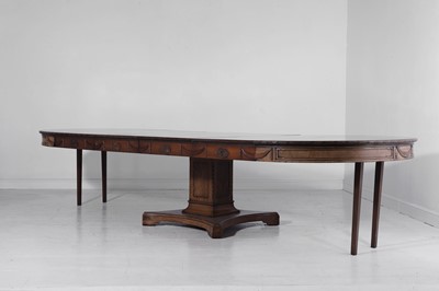 Lot 216 - A mahogany pedestal extending dining table