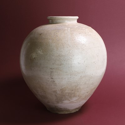 Lot 5 - A Chinese Gong ware white-glazed jar