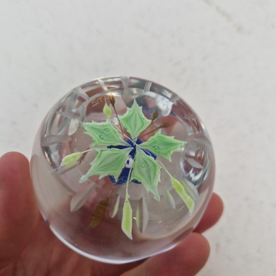 Lot 41 - A group of three glass paperweights