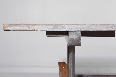 Lot 288 - A provincial painted wooden dining table