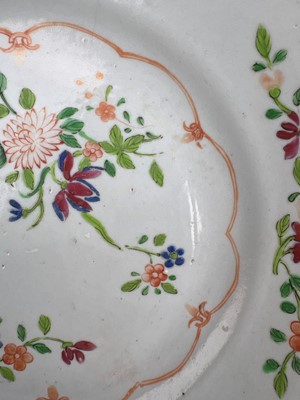 Lot 55 - Four Chinese porcelain dishes