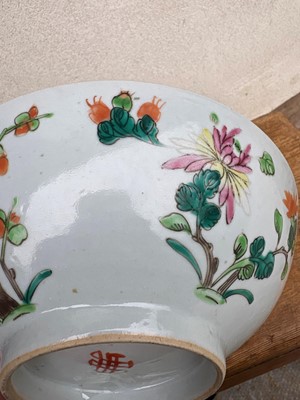 Lot 55 - Four Chinese porcelain dishes
