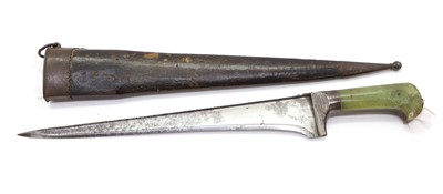 Lot 382 - A Pesh-Kabz dagger