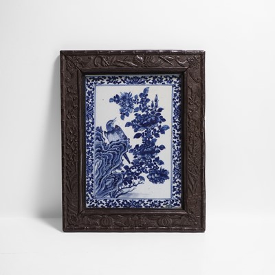 Lot 96 - A Chinese blue and white porcelain plaque