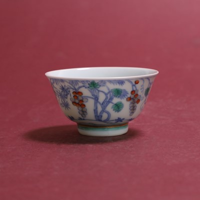 Lot 93 - A Chinese porcelain doucai tea bowl