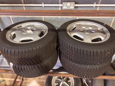 Lot 122 - A set of four Mercedes W124 alloy wheels