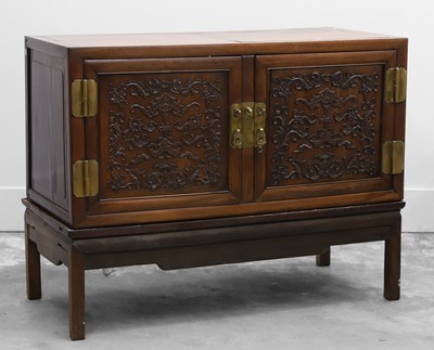Lot 505 - A Chinese cabinet