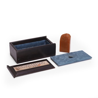 Lot 198 - A Chinese Tianhuang stone-type seal