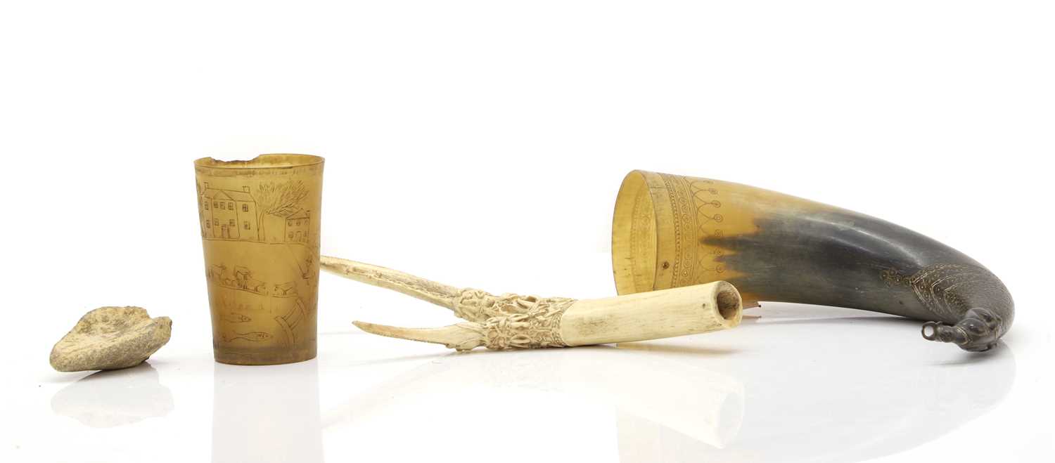 Lot 112 - A Mughal drinking horn