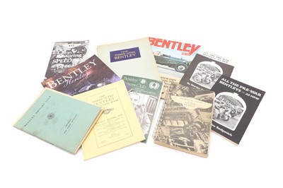 Lot 101 - A quantity of vintage Bentley literature and publications