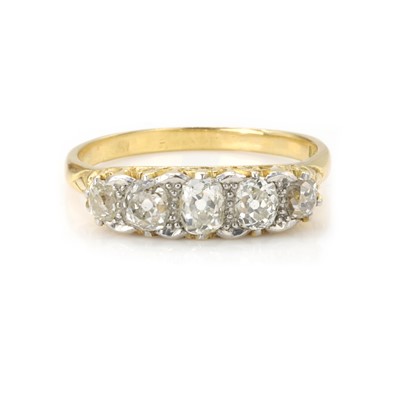 Lot 38 - A late Victorian diamond five stone ring