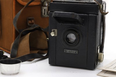 Lot 205 - Thornton Pickard Rubyette No.2 camera outfit