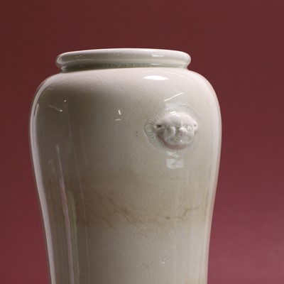 Lot 86 - A Chinese blanc de Chine vase