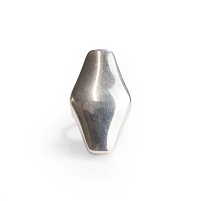 Lot 1119 - A silver ring, by Georg Jensen