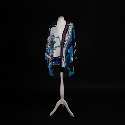 Lot 1382 - An Etro poncho